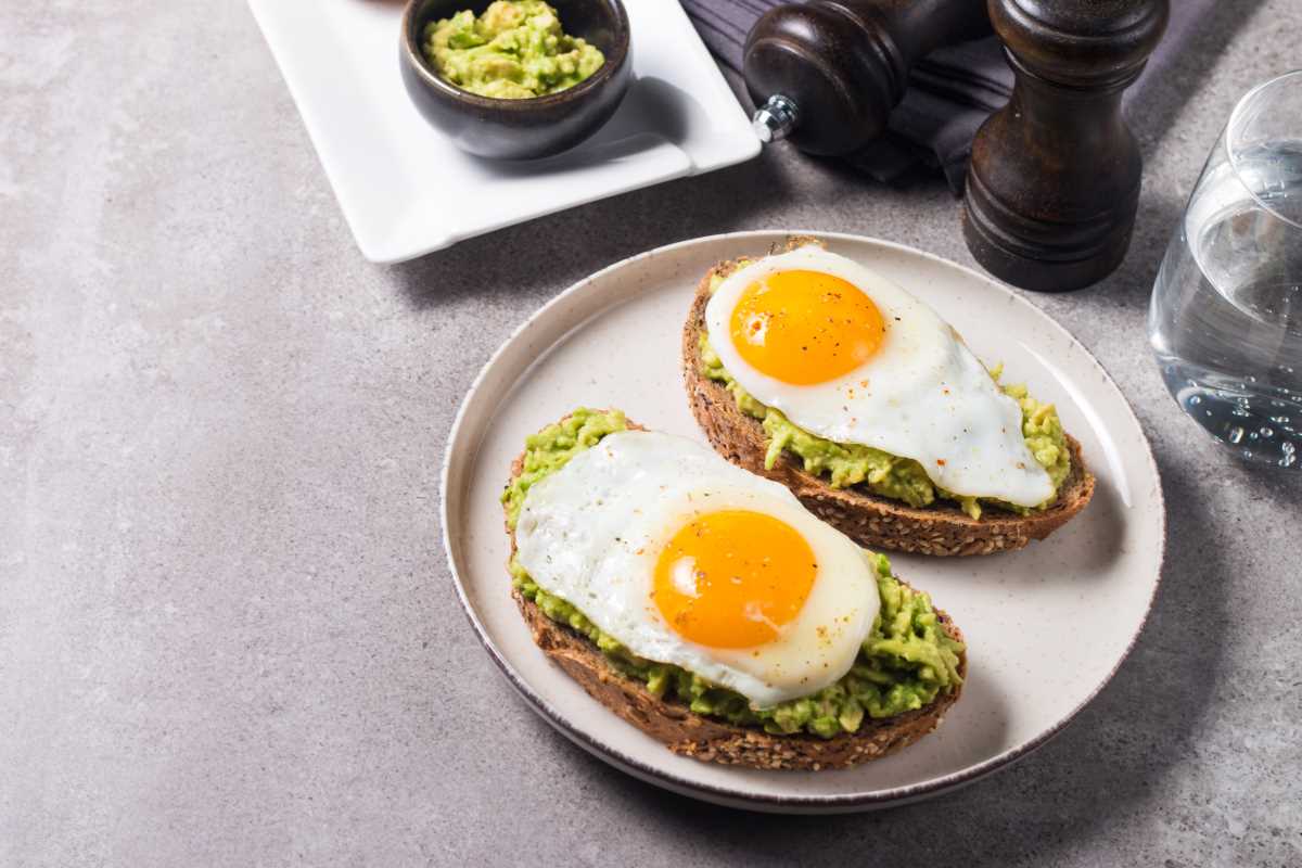 The Role of Healthy Fats in Building Endurance